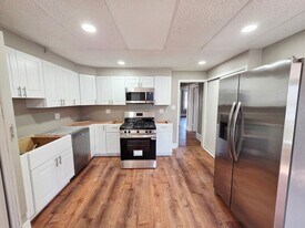 20 Walnut St in Crafton, PA - Building Photo