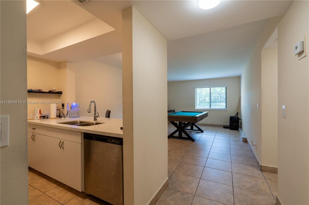 10001 W Atlantic Blvd in Coral Springs, FL - Building Photo