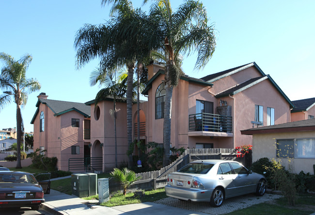 Shelter Point in San Diego, CA - Building Photo - Building Photo