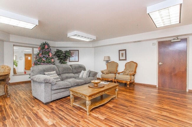 property at 14 Frontier Ridge Ct