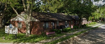 110 Bauer Ct in Crestline, OH - Building Photo