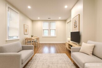 152 Maple Ave in Rahway, NJ - Building Photo - Building Photo