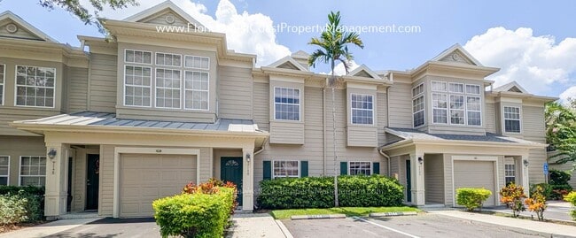 property at 7744 Plantation Cir