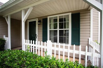 322 Cottonwood Park Dr in Charlotte, NC - Building Photo - Building Photo