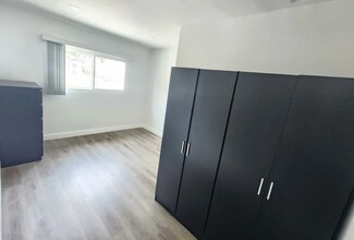 13542 Hamlin St in Los Angeles, CA - Building Photo - Building Photo