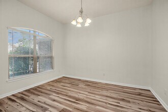 12822 Lakeshore Dr in Montgomery, TX - Building Photo - Building Photo