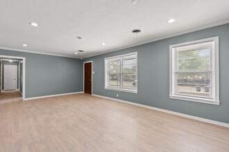 605 Catalina Dr in Waco, TX - Building Photo - Building Photo