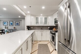 100 Fulton St in Boston, MA - Building Photo - Building Photo