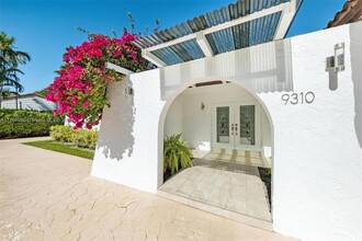 9310 Biscayne Blvd in Miami Shores, FL - Building Photo - Building Photo