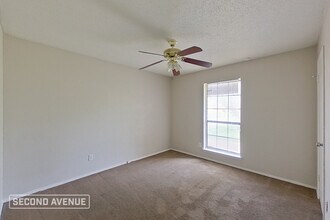 1705 Allentown Dr in Dallas, TX - Building Photo - Building Photo