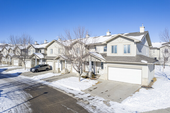 2-94 Citadel Meadow Gdns NW in Calgary, AB - Building Photo - Primary Photo