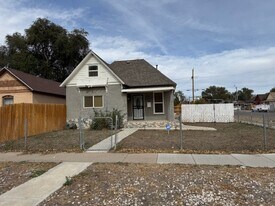 829 E 3rd St in Pueblo, CO - Building Photo