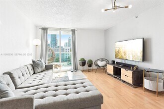 1035 West Ave in Miami Beach, FL - Building Photo - Building Photo