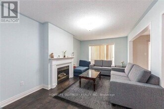 5 Allangrove Dr in Brampton, ON - Building Photo - Building Photo