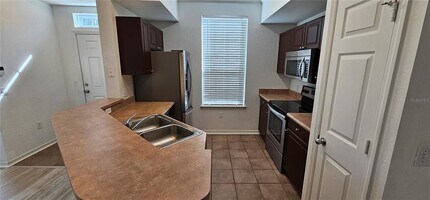 5581 Rosehill Rd in Sarasota, FL - Building Photo - Building Photo