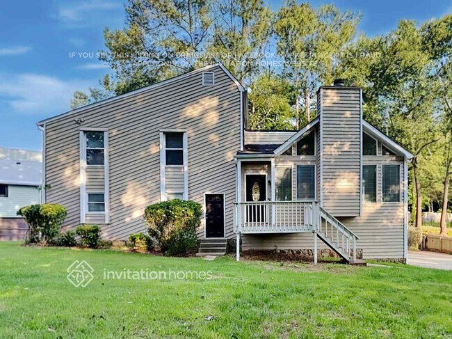 property at 3621 N Hampton Dr