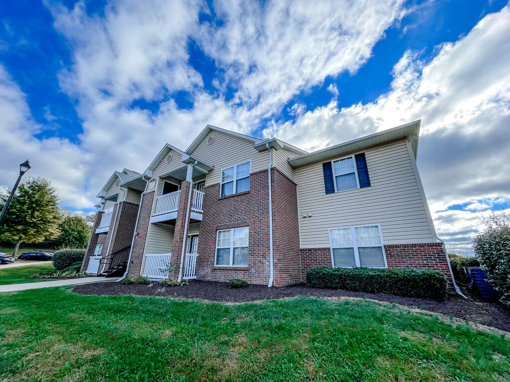 River Highlands Apartments Columbia Tennessee