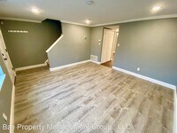 718 N Eden St photo'