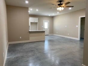 17 Hidden Oak Dr in Vilonia, AR - Foto de edificio - Building Photo