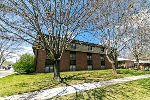 3909 N 68th St in Lincoln, NE - Building Photo