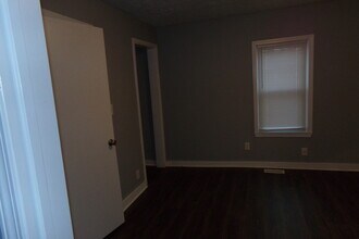 229 E Southern Heights Ave in Louisville, KY - Building Photo - Building Photo