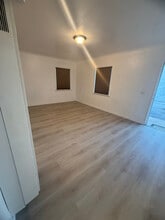 6222 Eastern Ave in Bell Gardens, CA - Building Photo - Building Photo