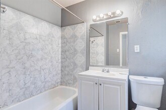 6507 Heron Dr in Houston, TX - Building Photo - Building Photo