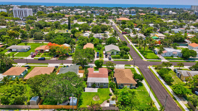 830 SE 3rd Ave in Delray Beach, FL - Building Photo - Building Photo