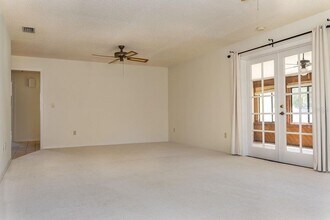 1320 Humphrey Blvd in Deltona, FL - Building Photo - Building Photo