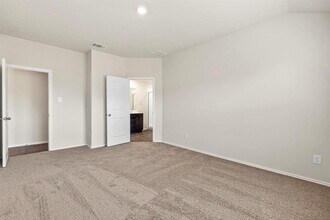 128 Shimmering Cv in San Marcos, TX - Building Photo - Building Photo