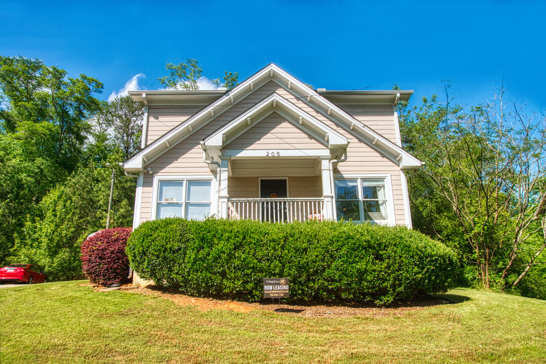 205 Mandy Dr in Athens, GA - Foto de edificio