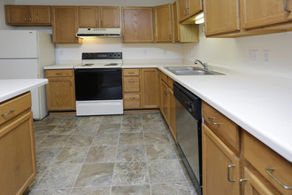 Southgate Apartment Community in Fargo, ND - Building Photo - Interior Photo