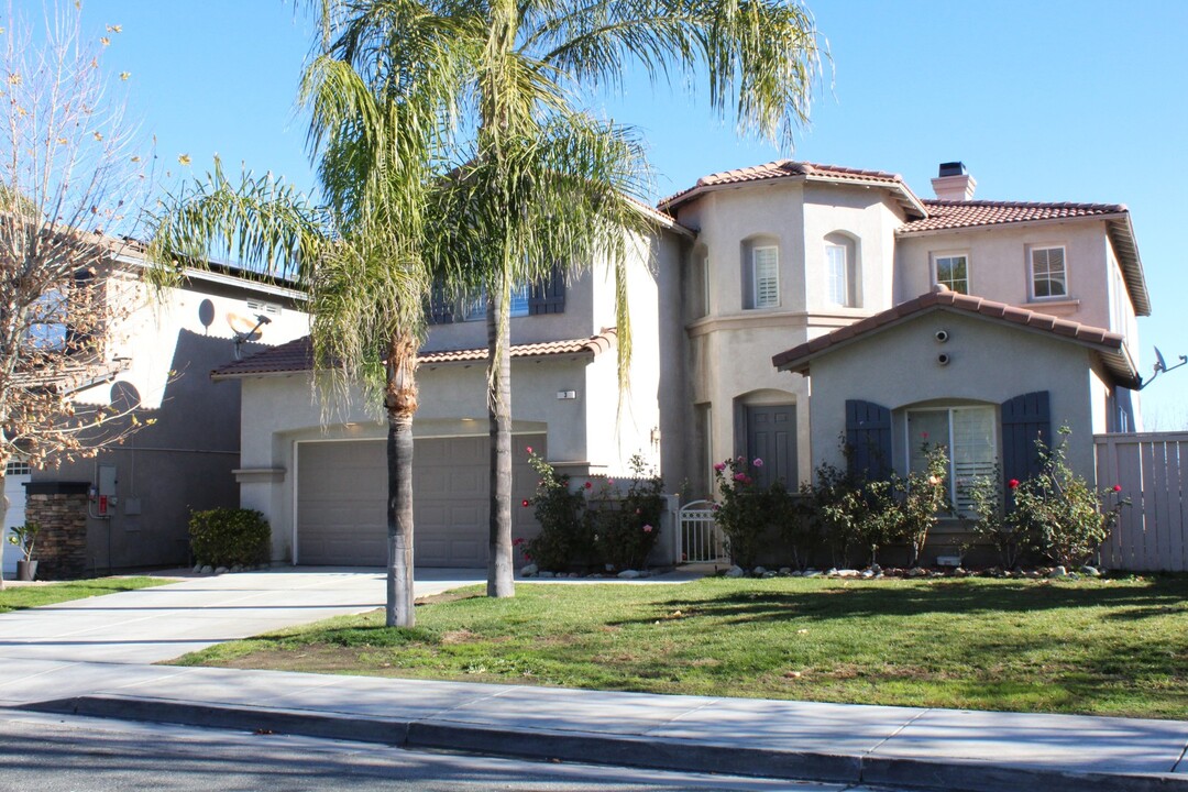 3 Ponte Negra in Lake Elsinore, CA - Building Photo