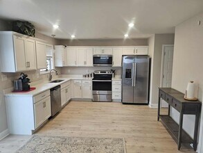 2662 Scott Dr in Clarksville, TN - Building Photo - Building Photo