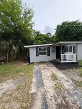 2540 Spirea St in Jacksonville, FL - Building Photo - Building Photo
