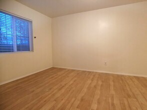 1908 Lead Ave SE in Albuquerque, NM - Foto de edificio - Building Photo