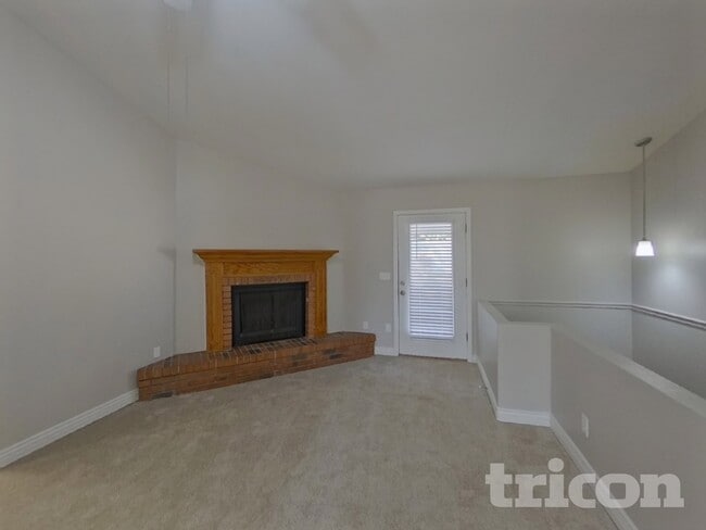 1128 E Jensen St in Mesa, AZ - Building Photo - Building Photo