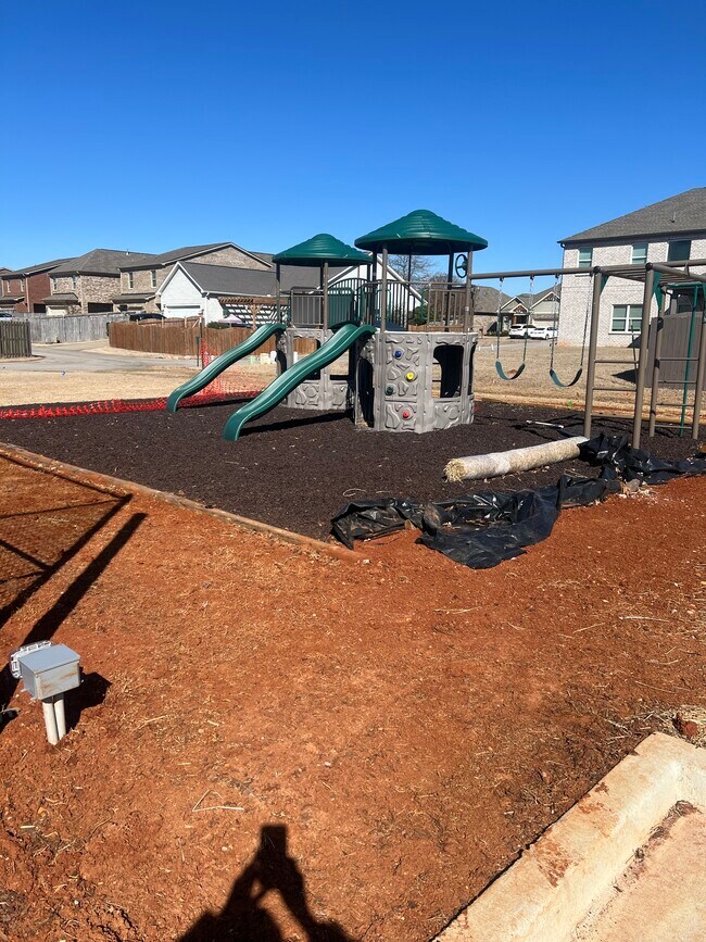 8223 NW Stone Mill Dr in Huntsville, AL - Building Photo - Building Photo