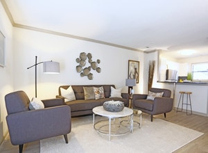 Enclave at Oakhurst in Charlotte, NC - Foto de edificio - Interior Photo