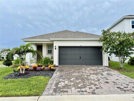 4330 Davos Dr in Clermont, FL - Building Photo