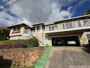 2368 St Louis Dr in Honolulu, HI - Building Photo - Building Photo