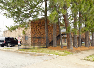 1095 Merriwether Ave in Memphis, TN - Foto de edificio - Building Photo