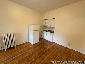 1148 Commonwealth Ave in Boston, MA - Building Photo - Building Photo