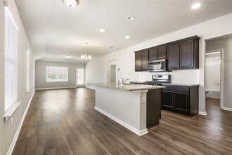 201 Frederick Dr in Georgetown, TX - Building Photo - Building Photo