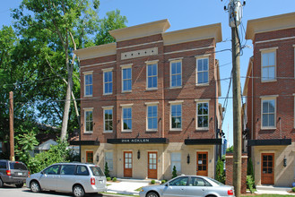 2114 Acklen Ave in Nashville, TN - Building Photo - Building Photo