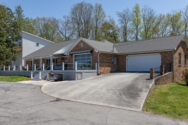 property at 160 Emalyn Ct