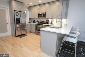 703 S 17th St in Philadelphia, PA - Building Photo - Building Photo