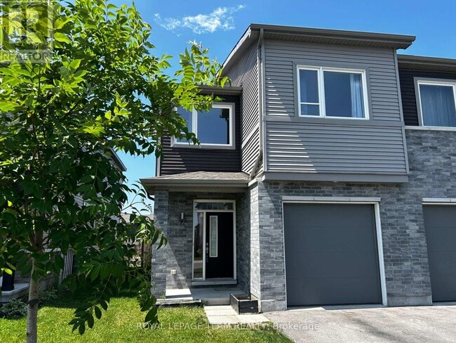 property at 72 Riddell St