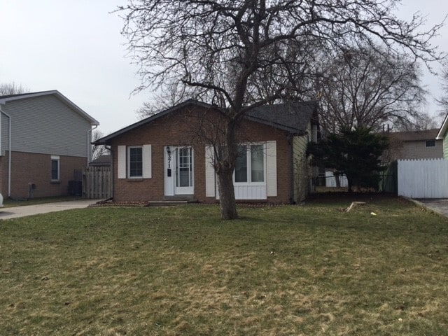 property at 371 Somerset Crescent