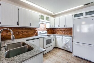 661 Prairie Dell St in Lewisville, TX - Building Photo - Building Photo